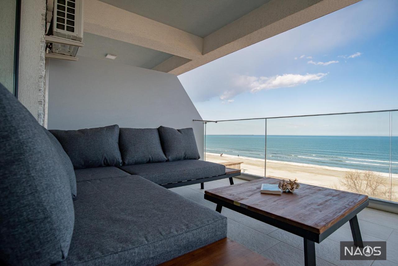 Naos Residence Navodari Luaran gambar