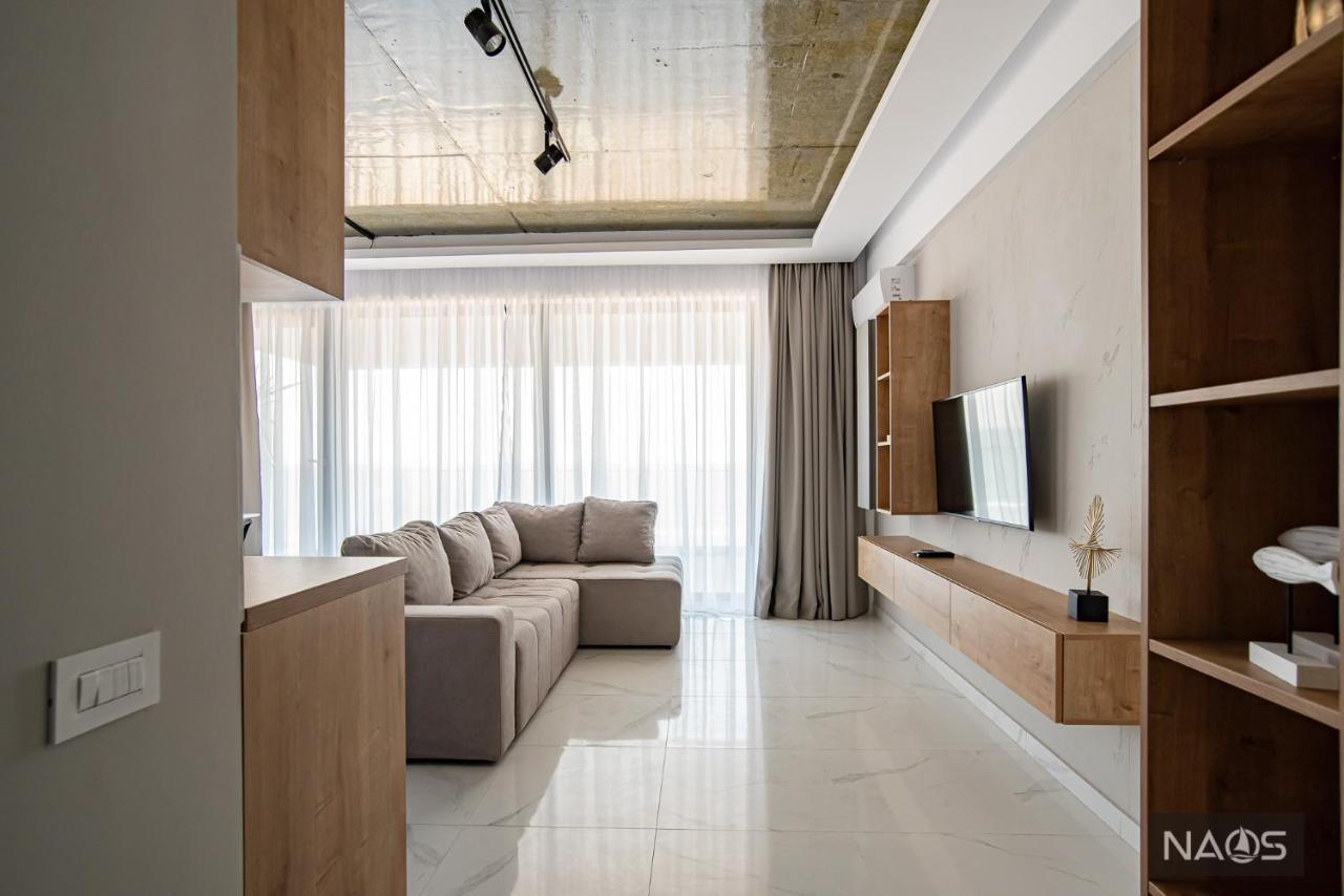 Naos Residence Navodari Luaran gambar
