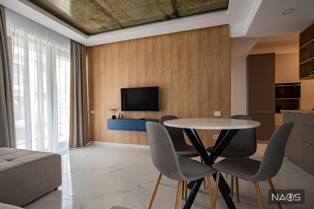 Naos Residence Navodari Luaran gambar