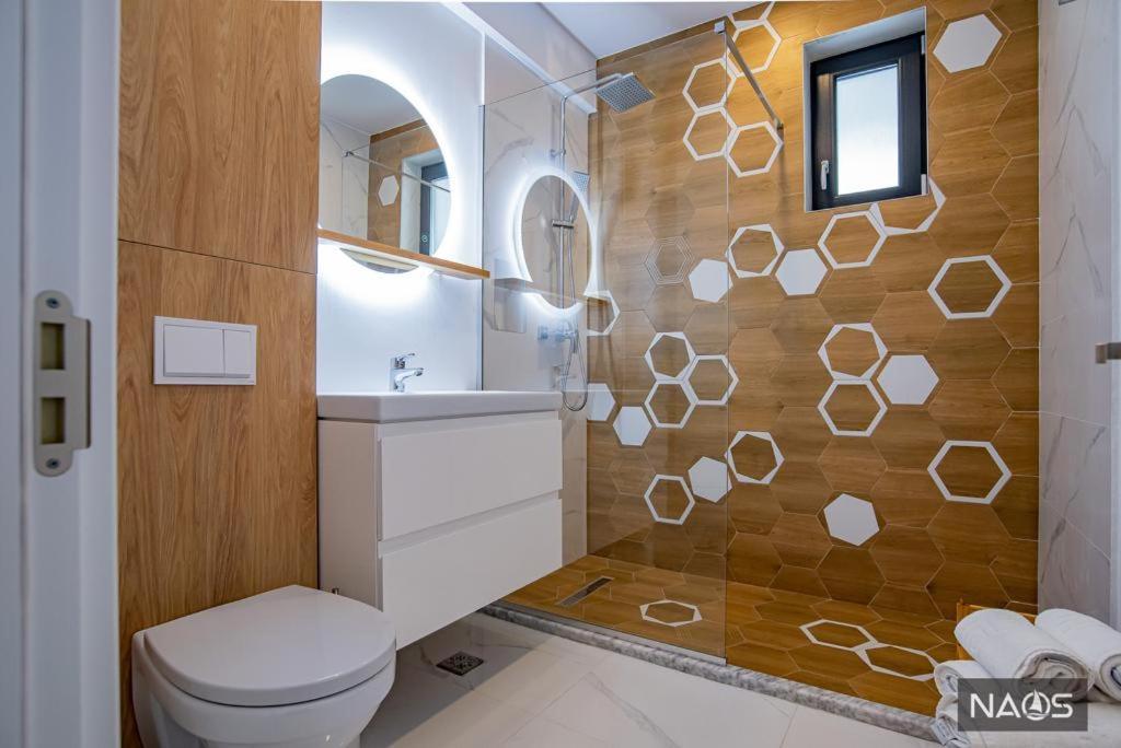 Naos Residence Navodari Luaran gambar